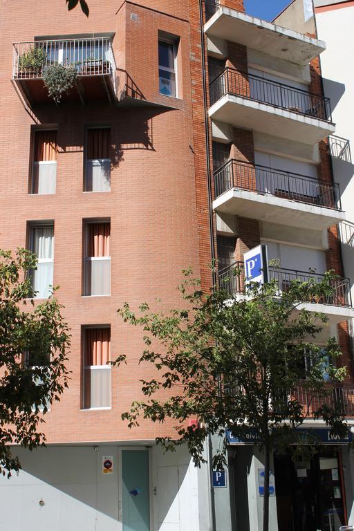 Hostal Cal Siles Ал-Прат-да-Любрагат Номер фото